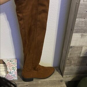 Source Unknown Tan Over-the-Knee Boots